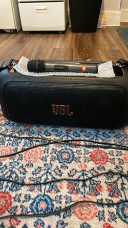 JBL Portable Bluetooth Speaker with Microphone