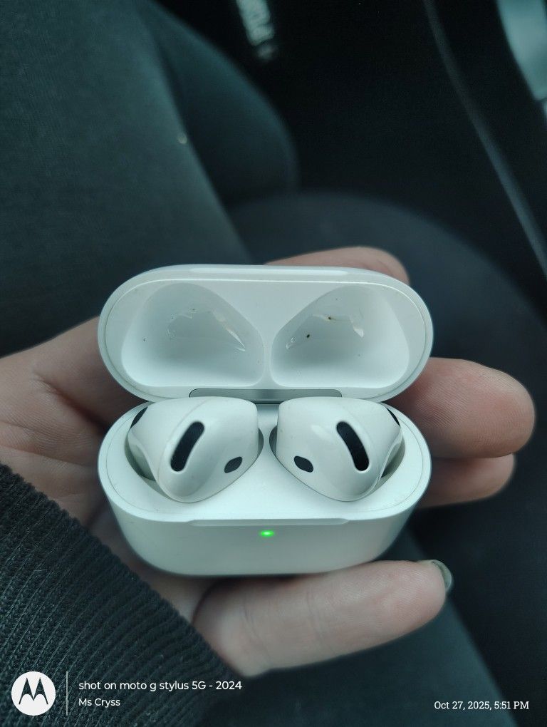 Apple Airpod 4th Gen
