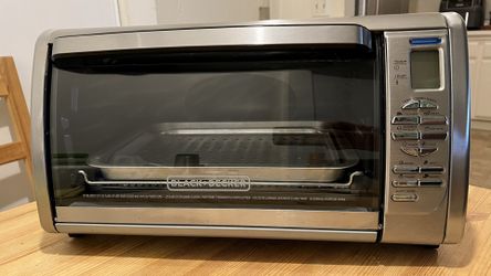 Black+Decker - 6-Slice Countertop Convection Toaster Oven - Stainless Steel