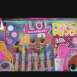 L.O.L. Surprise 12 Piece Tote Set