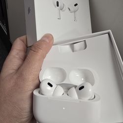 Airpod pre-used great condictions