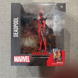 Deadpool Statue