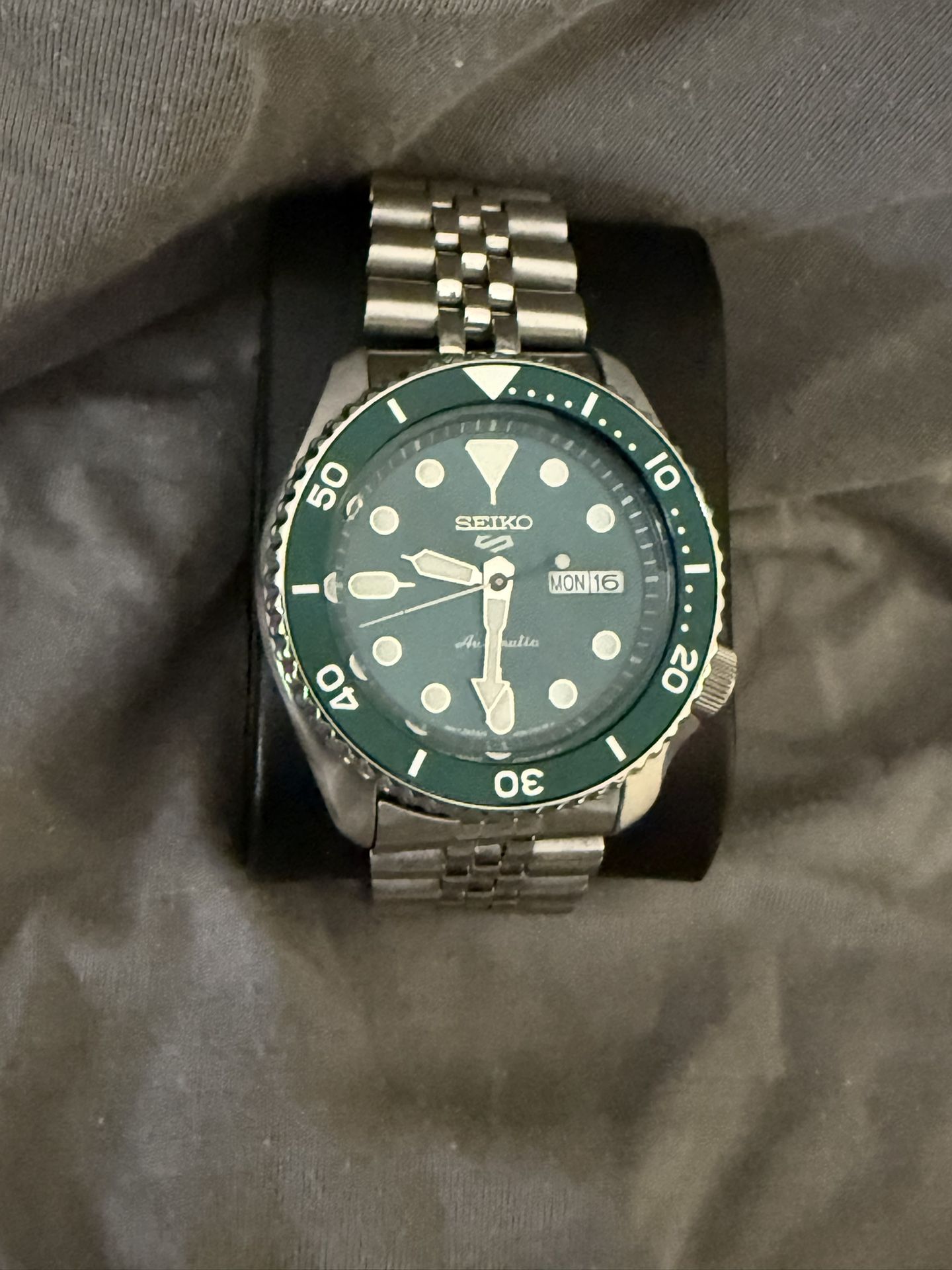 Seiko 5 sports Automatic Green Dial Men's Watch