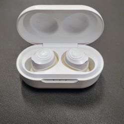 JLab JBuds Air True Wireless Signature Bluetooth Earbuds + Charging Case, White, IP55 Sweat Resistance, Bluetooth 5.0 Connection, 3 EQ Sound Settings 