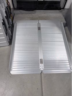 3ft wider, aluminum ramp 800lbs capacity
