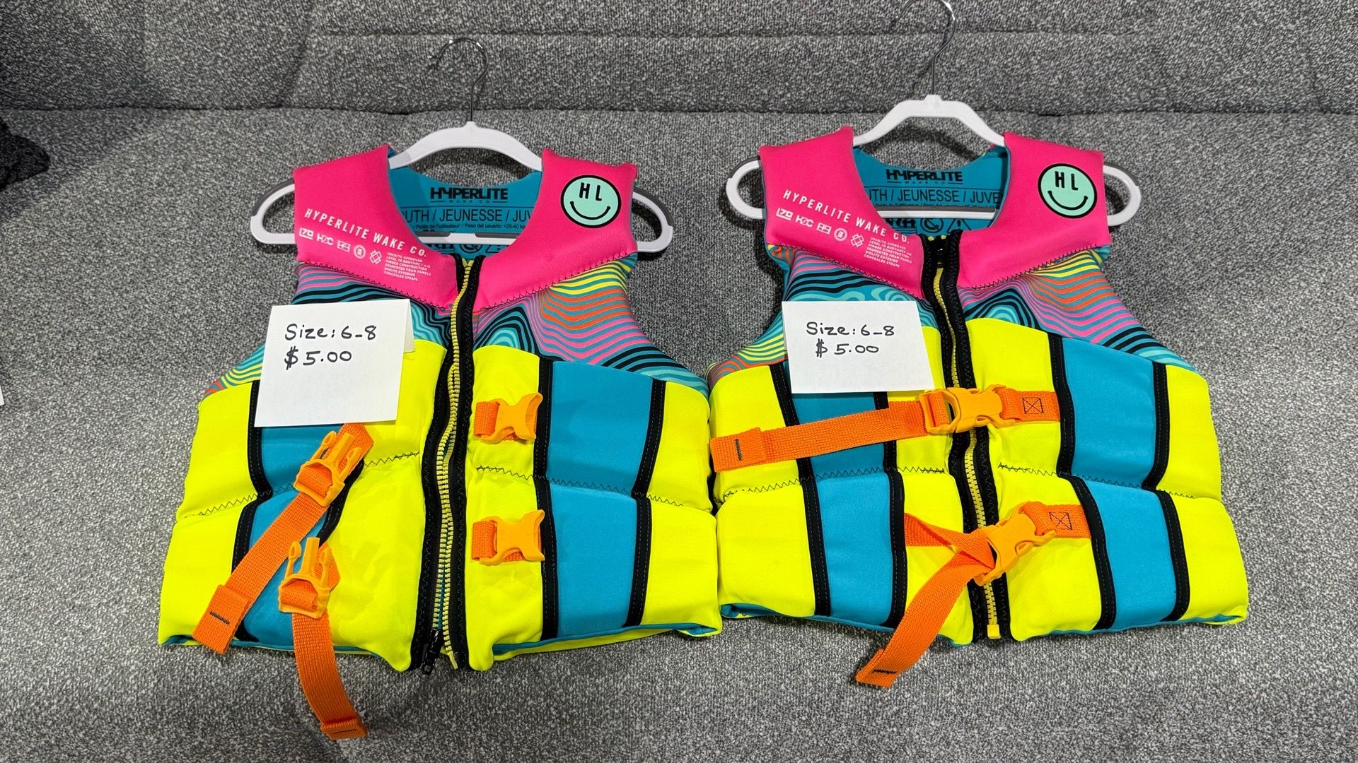 Lifejackets for girls