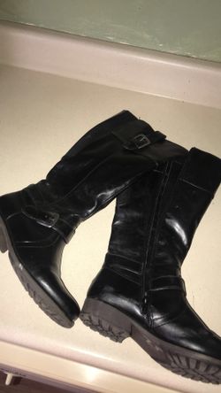 Black boots