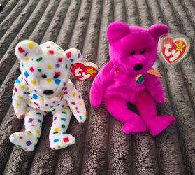 2 beanie babies