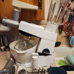 Vintage Kenwood Mixer/meat grinder/blender 