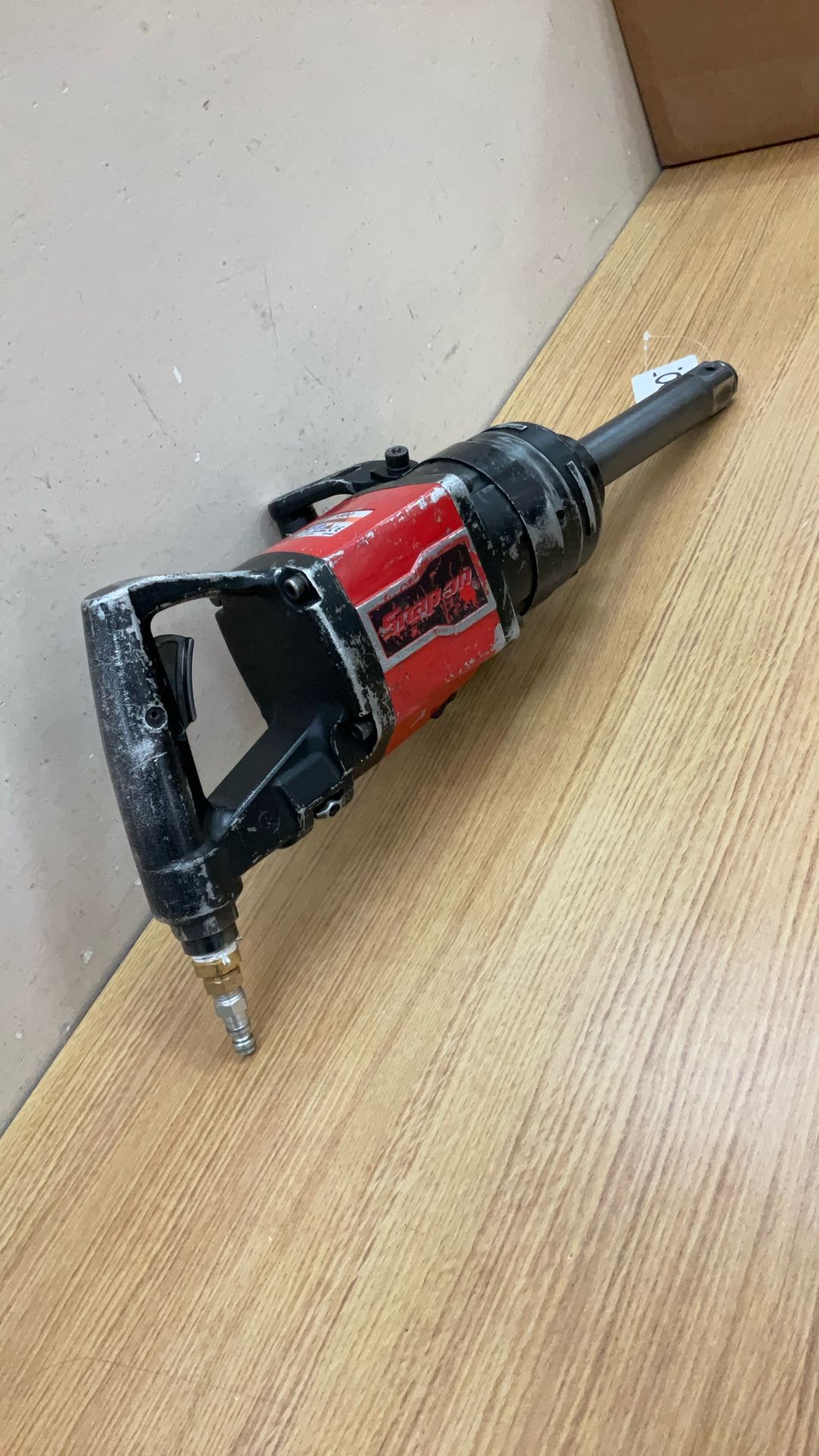 SNAP-ON PT1800 1” DRIVE AIR IMPACT WRENCH.