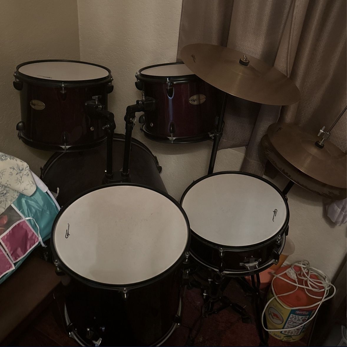 Groove Percussion Drum Set