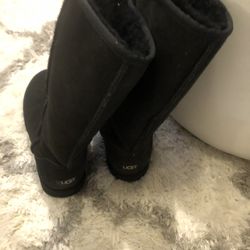 Ugg Women’s Boots Size 9w Real ( Tall Ones ) 