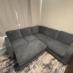 Sectional Couch- 5-Piece Pull-Out Sleeper Sectional