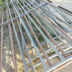 Horse Corrals The Real Deal.   These Don't Bent...Things Are Sold Separately 