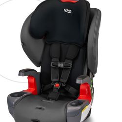 NEW! Britax Grows With You Harness car seat (2-available)