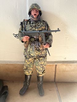 1/6 Scale WWII German Soldier Action Figure