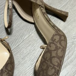 Guess Women’s Heeled Shoes – Brand New, Never Worn! (8.5) 