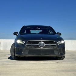 2022 Mercedes-Benz A220 41,000 miles