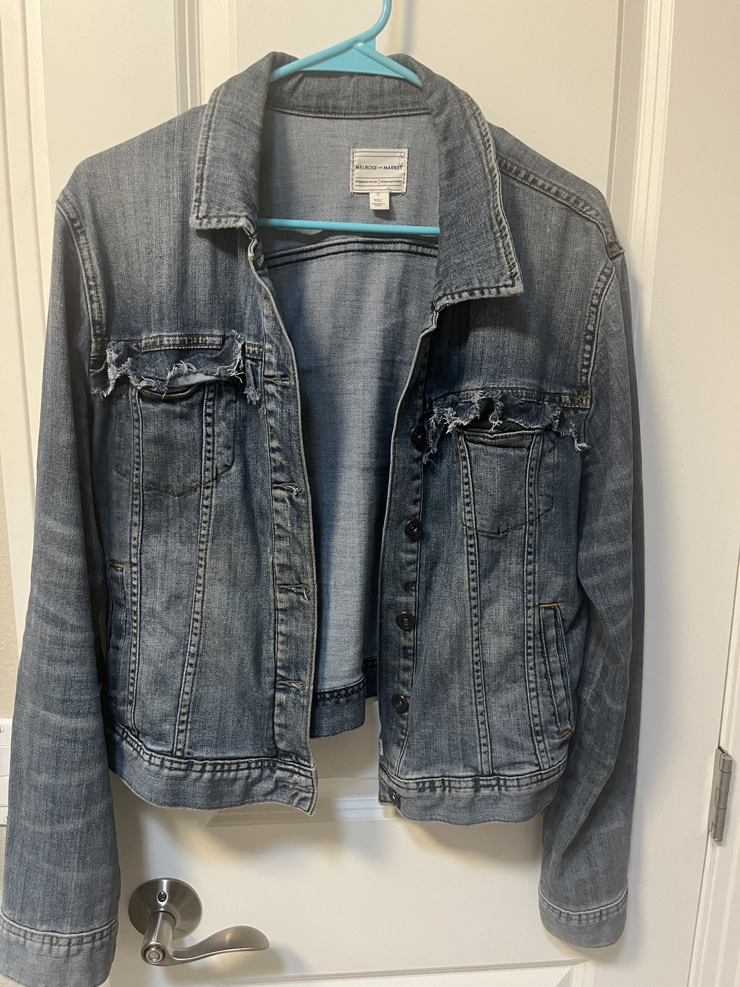 Denim Jacket Size Medium (melrose And Market