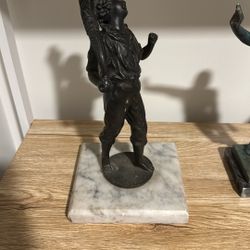 Sculpture Statue Candle Holder 