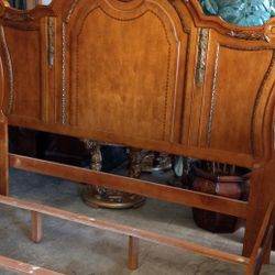 Beautiful King Bedroom Set 
