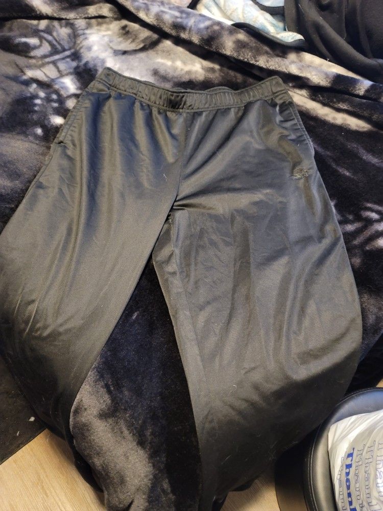 Starter Joggers Size Large
