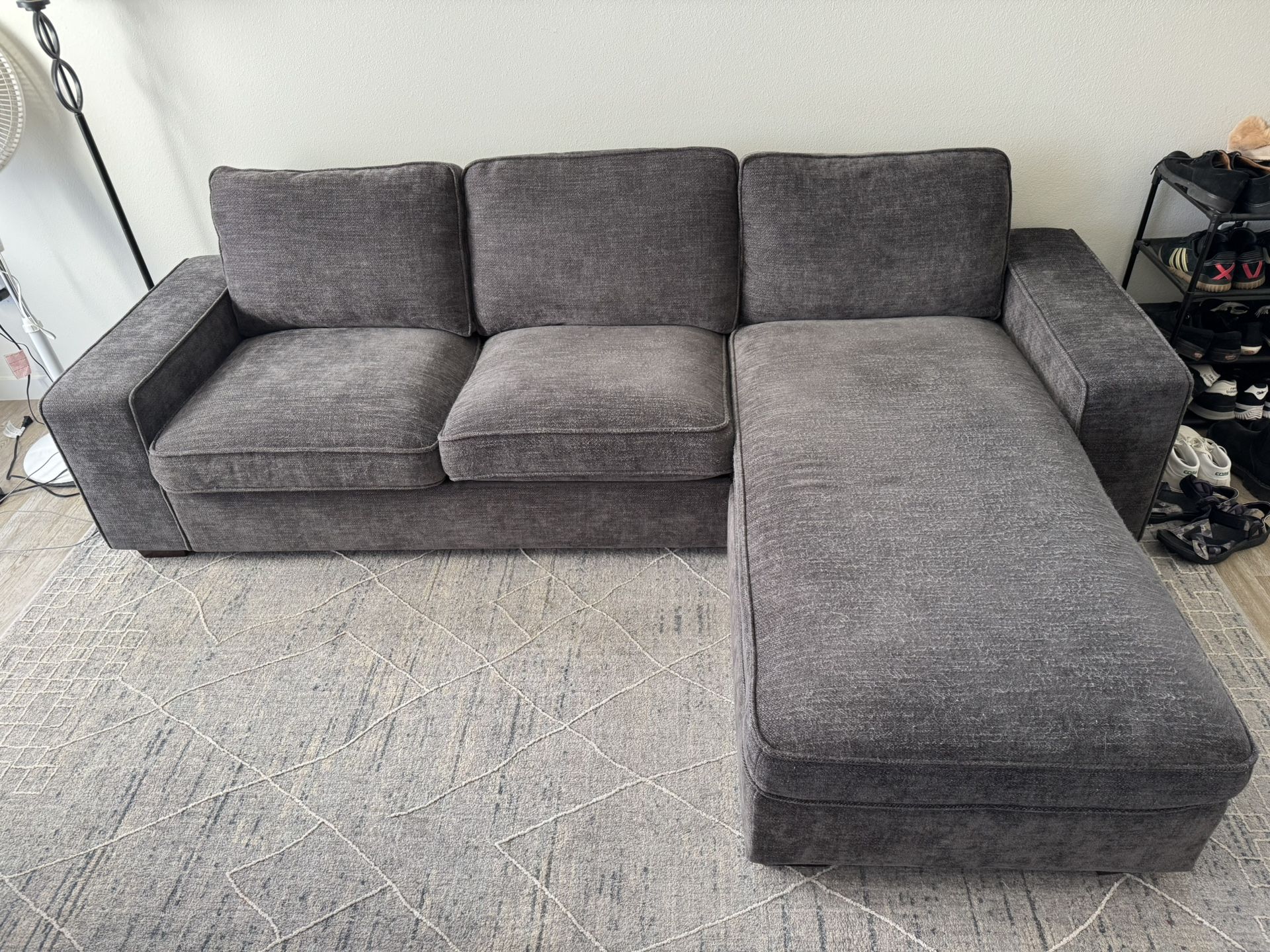 Merous 99" Convertible Sectional Sofa, Modern L Shaped Couch,Comfy Chenille Cloud Couch with Reversible Storage Chaise, Dark Grey