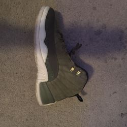 Jordan 12 CP3