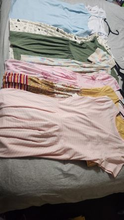 Girls size 16-18 dresses, 7 pieces.