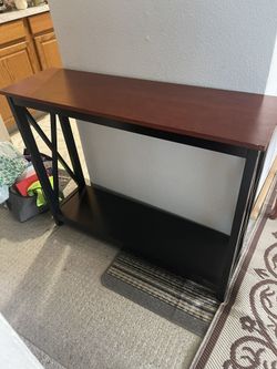 Entrance Shelf.