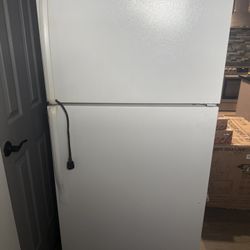 Fridge Wire pool Just Need Gas