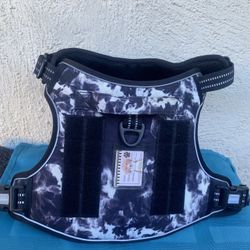 Auroth Tactical Black And White Dog Harness XL