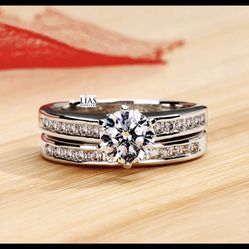 New 18k White Gold Wedding Ring Set 