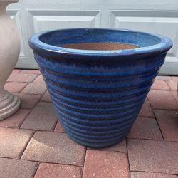 Blue Wavy Flower Pot