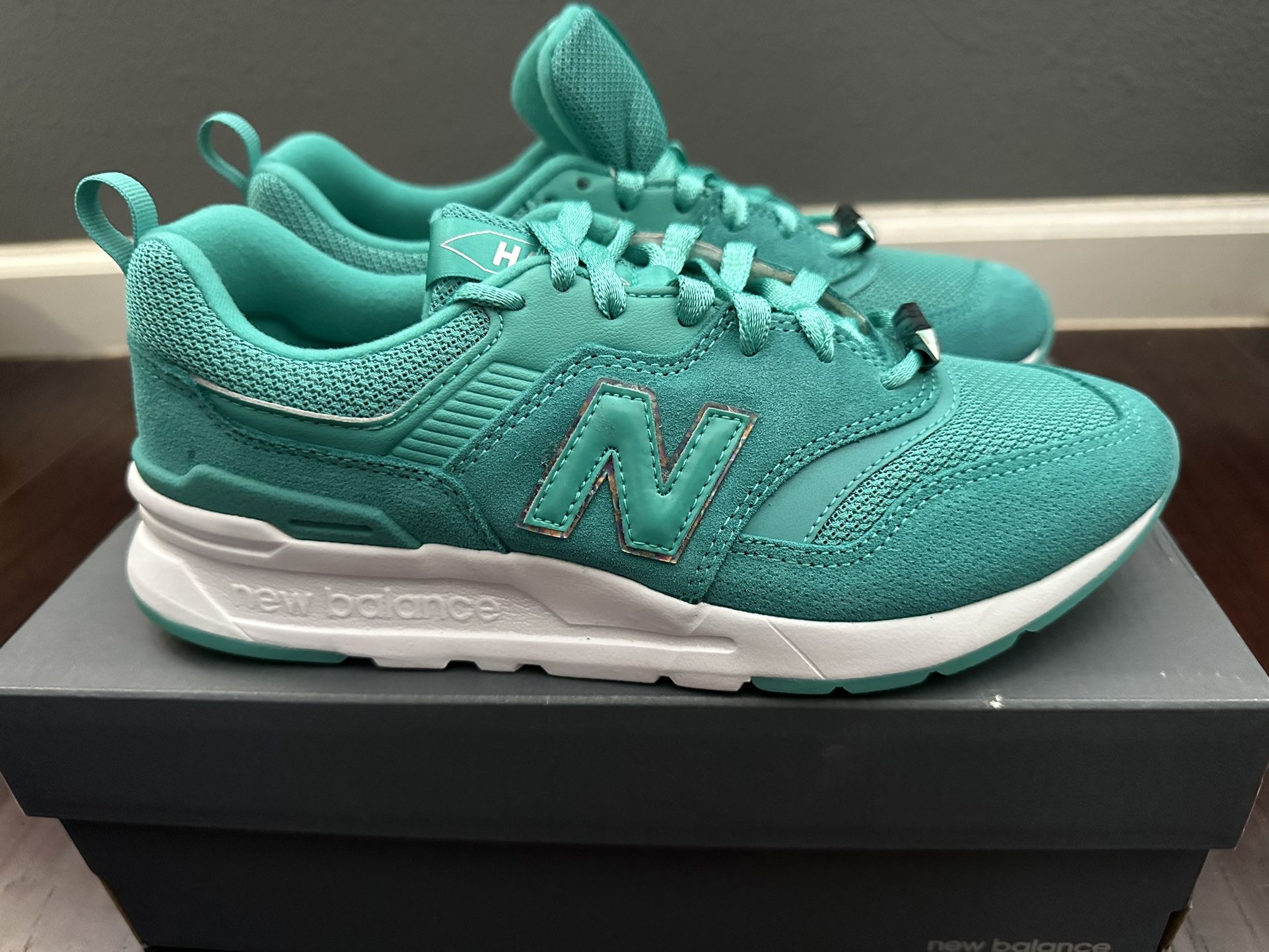 New Balance Running CW997 Classic Sneakers Teal Womens