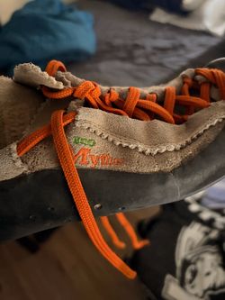 La Sportiva Mythos Climbing Shoes – Orange/Grey