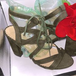 Herstyle Women’s Chunky Platform Heels/ Strappy Sandals in Green (6)