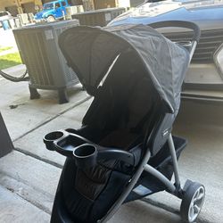 Chicco Stroller And Convertible Carrier And Car Seat