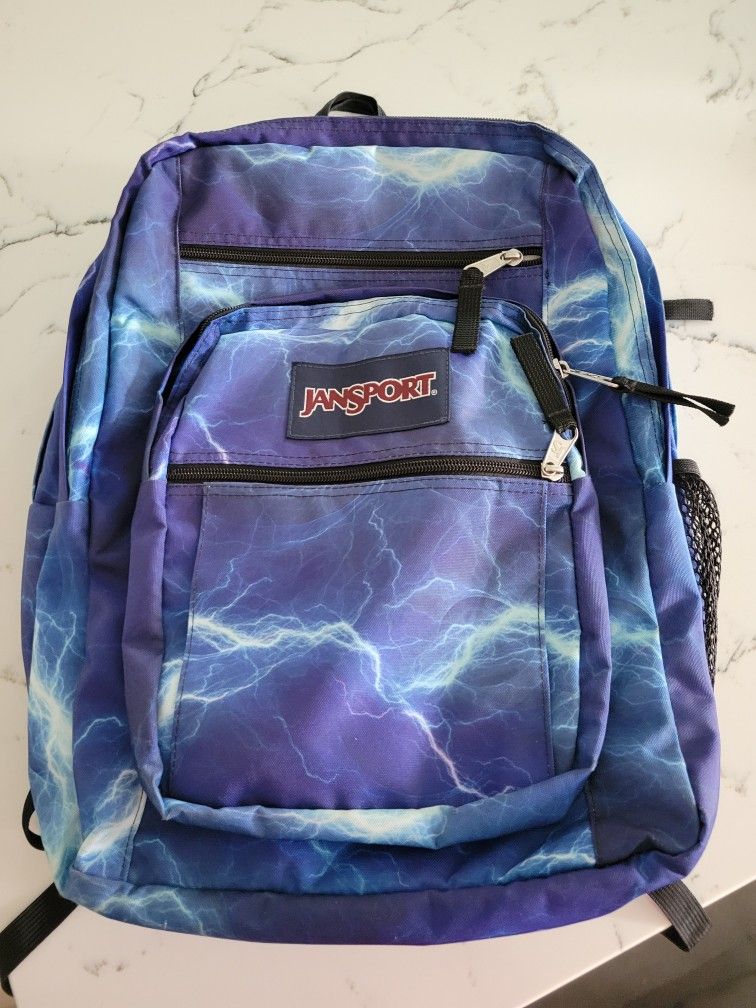 BRAND NEW WITHOUT TAG JANSPORT BIG STUDENT BACKPACK SEE DESCRIPTION