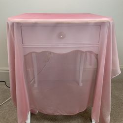2 Pink Sheer Square Table Runners
