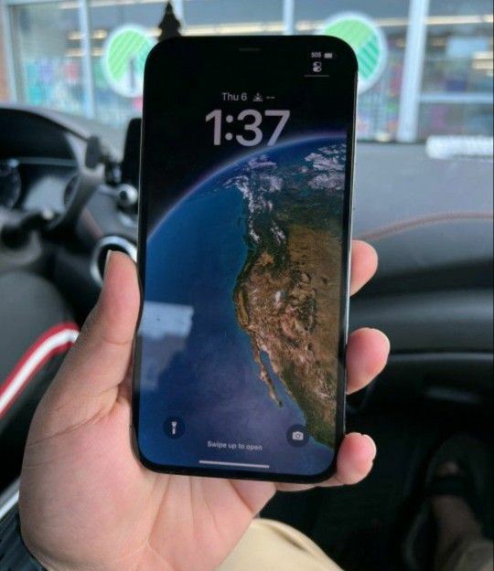LIKE NEW CONDITION APPLE IPHONE 11 64GB LOWEST PRICE