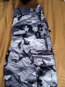 Pulse Camo Cargo Pants with Zip Pockets