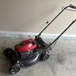 Honda Lawnmower - Honda HRN 216 with a GCV 170 engine
