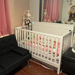 Crib And Mattress ( NEW)