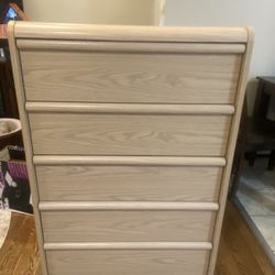 90’s Vintage Palliser Furniture Post Modern 5 Draw Chest Dresser - Used: Good 
