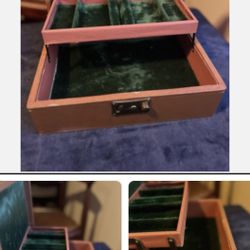 Vintage Mele & Co. Two Tier Jewelry Box