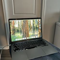 MacBook Air 13”