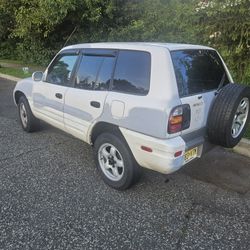 1999 Toyota Rav4