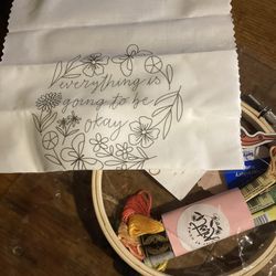 Embroidery Kits /Each Selcond Photo