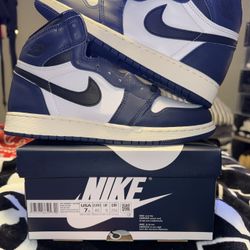 Jordan 1 High Midnight Navy Size 7Y/8.5W
